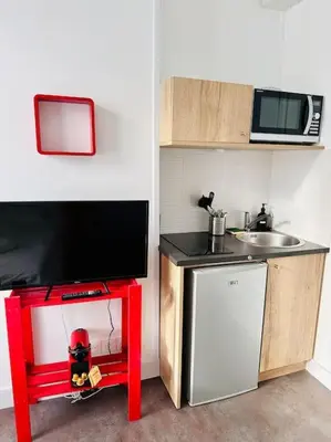 Cuisine ou kitchenette dans l'établissement Lakanal 2 - Studio Prébendes Tours