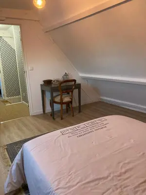 Un ou plusieurs lits dans un hébergement de l'établissement Le Nid - Maison accueillante avec accès donnant sur le Cher
