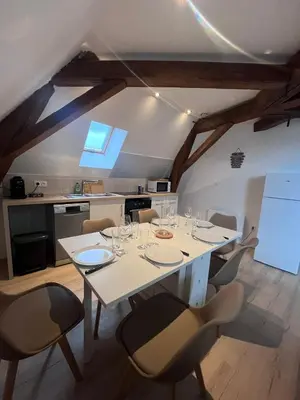 Cuisine ou kitchenette dans l'établissement L'évasion urbaine - Parking gratuit - Entrée autonome - Wifi