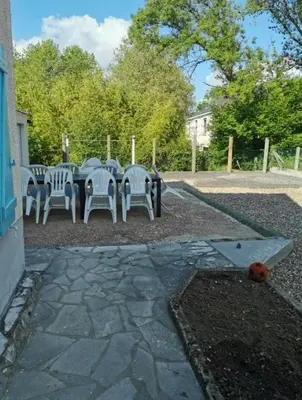 Jardin de l'établissement gite des amis a3km du parc de beauval