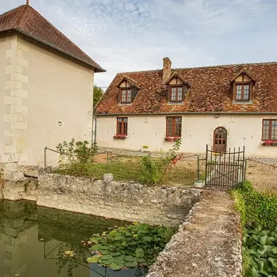 Gîte 4 chambres avec piscine couverte et jardin proche des châteaux de la Loire - FR-1-491-370