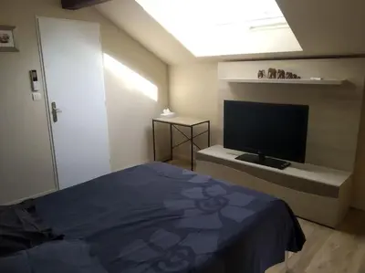 Télévision ou salle de divertissement dans l'établissement Mulsanne Corner