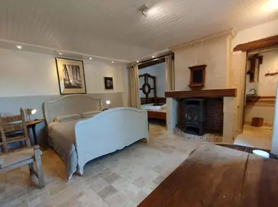 Coin salon dans l'établissement Le PITROU entre Beauval et Chenonceau