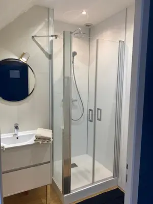 Salle de bains dans l'établissement Chambre d'hôte - Verdure en ville