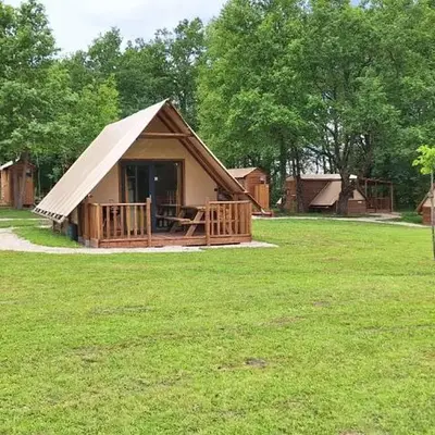 les cabanes du tertre