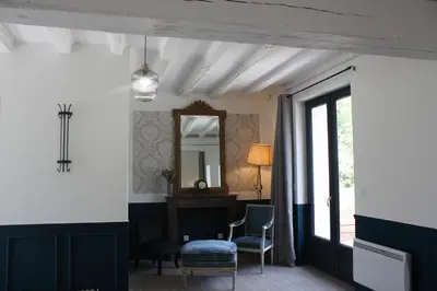 Coin salon dans l'établissement Les Chambres d'Emma