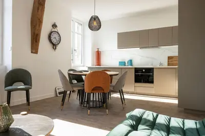 Cuisine ou kitchenette dans l'établissement Immeuble H4 - cozy & comfortable stay