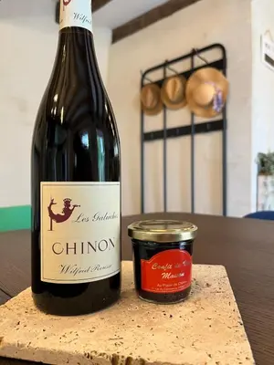 Boissons dans l'établissement Gîte du Puits Chauveau Spa Vignes Chateaux 8pers