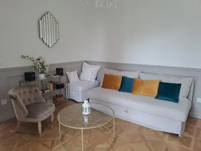 Coin salon dans l'établissement Le Relais du Golf- Château de la Touche