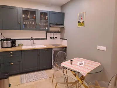 Cuisine ou kitchenette dans l'établissement Le Relais du Golf- Château de la Touche