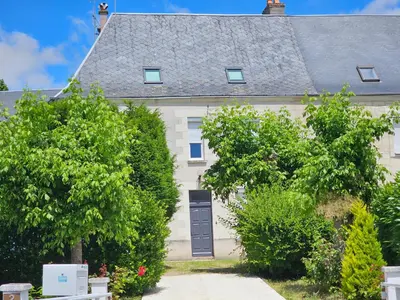 Jardin de l'établissement La Maison du Bourg Joly