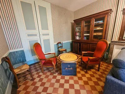 Coin salon dans l'établissement La Maison du Bourg Joly