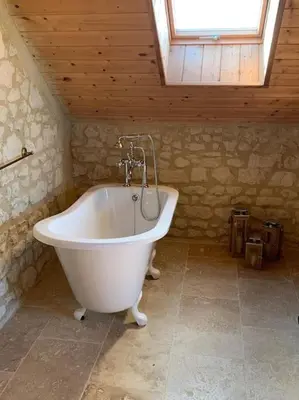 Salle de bains dans l'établissement Le Clos de la Rodaie Bourgueil Loire Valley
