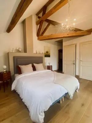 Un ou plusieurs lits dans un hébergement de l'établissement Maison Adrienne
