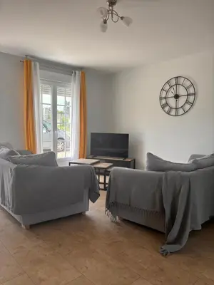 Télévision ou salle de divertissement dans l'établissement La maison Opale, 10 mn du Zoo de Beauval