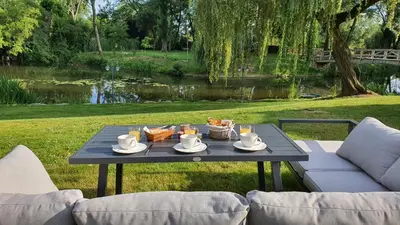 Jardin de l'établissement Au fil de l'eau