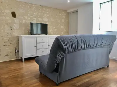 Télévision ou salle de divertissement dans l'établissement Gite de nounours à beauval