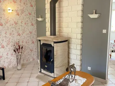 Plan de l'établissement Gîte familial et chaleureux avec jardin clos, garage, et proche de Blois, animaux bienvenus - FR-1-491-446