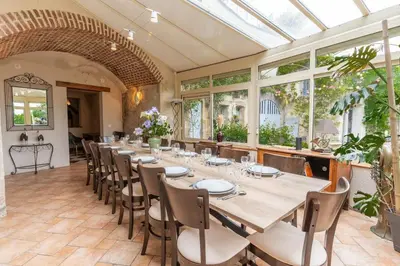 Restaurant ou autre lieu de restauration dans l'établissement L'escapade vigne & bien-être