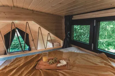 Un ou plusieurs lits dans un hébergement de l'établissement Paradise Home by Tiny Away