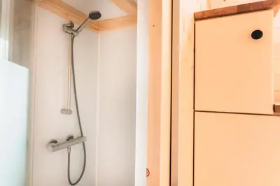 Salle de bains dans l'établissement Garden Home by Tiny Away