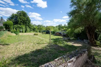 Jardin de l'établissement Le Charme Atypique proche d'Amboise
