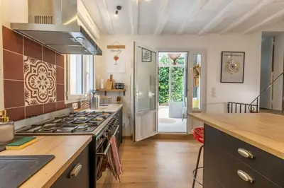 Cuisine ou kitchenette dans l'établissement La Petite Bastille - Maison - Cœur de Montrichard