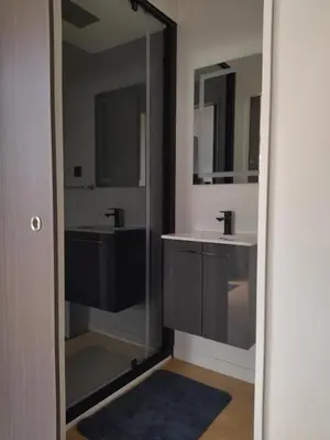 Salle de bains dans l'établissement Au coin des Lilas - Studio 1