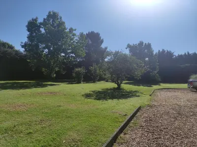 Jardin de l'établissement Autour des lacs