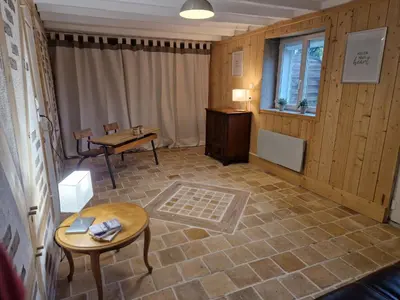 Coin salon dans l'établissement Ma Demoiselle d'Oé - maison climatisée -3 étoiles