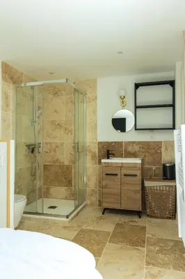 Salle de bains dans l'établissement Le 7 BIS Loches
