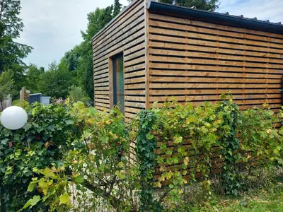Jardin de l'établissement Lodge au vent