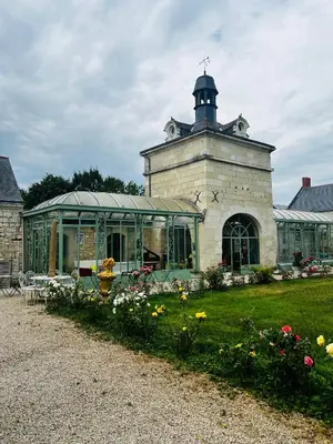 Jardin de l'établissement Château de la Thibaudière Bois Savary - Chambre familiale du Roi