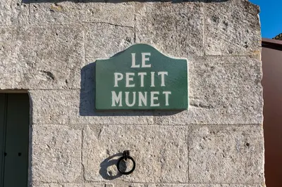 Certificat, récompense, panneau ou autre document affiché dans l'établissement Le Petit Munet