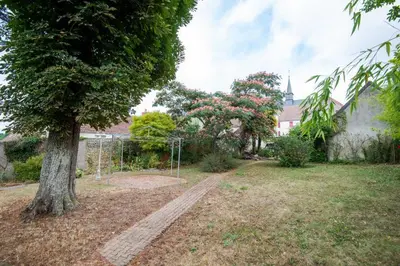 Jardin de l'établissement Le Petit Paradis pour 6 pers.