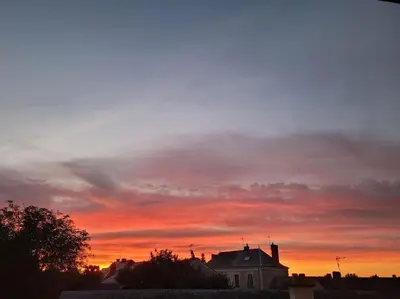 Lever ou coucher de soleil vu de la maison de vacances ou à proximité