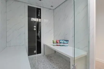 Salle de bains dans l'établissement LoudunBNB