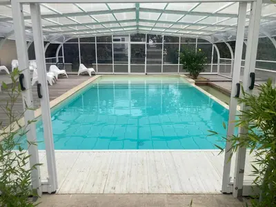 Piscine de l'établissement Les Cottages des Pierres d'Aurèle ou située à proximité