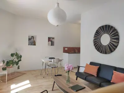 Coin salon dans l'établissement Grand Appart neuf, calme, wifi