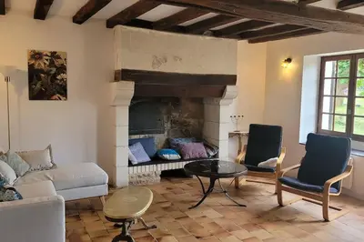 Coin salon dans l'établissement gîte à la campagne
