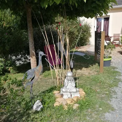 Jardin de l'établissement Studio & Gîte Zen de Beauval- 800 m du Zooparc