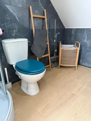Salle de bains dans l'établissement L'escapade 24h du Mans 4 pers Sauna