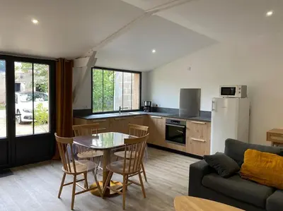 Cuisine ou kitchenette dans l'établissement Maison - Brissac Quincé Centre