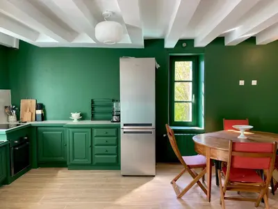 Cuisine ou kitchenette dans l'établissement Clos des Mésanges