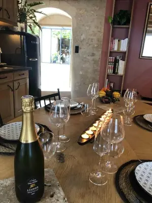 Boissons dans l'établissement Le Petit Clos d'Anjou avec Bain nordique et sauna