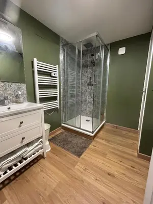 Salle de bains dans l'établissement Ô Nid d'Azay