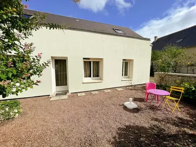 Jardin de l'établissement Gîte familial spacieux près de Villandry, avec jardin, pétanque et WIFI - FR-1-381-595