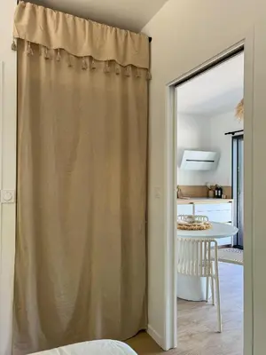 Cuisine ou kitchenette dans l'établissement Lodge autour du golf Ardree