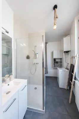 Salle de bains dans l'établissement BALI SPA détente à deux à 5 minutes de Tours centre