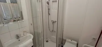 Salle de bains dans l'établissement appartement central chez Eric N4